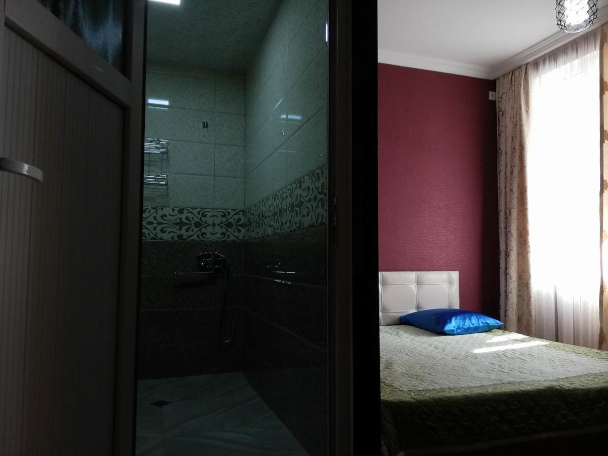 Guest House Quiet Home Batumi Exterior foto